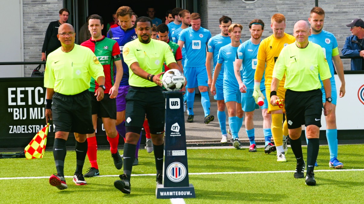 sv Parkhout 2 naar finale voor promotie.
