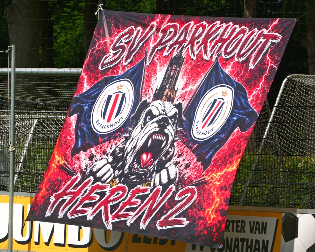 sv Parkhout heren 2 promoveert naar de res. Hoofdklasse